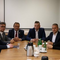 Powiększ zdjęcie Partnerzy projektu „Świętokrzyskie dla Ukrainy”