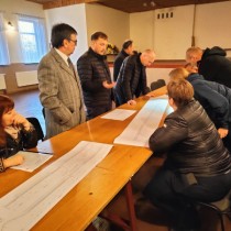 Powiększ zdjęcie Spotkanie%20z%20mieszkańcami%20Komornik,%20Rzewuszyc%20i%20Rudki%20