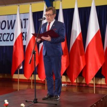 Powiększ zdjęcie Przemówienie Starosty Włoszczowskiego Dariusza Czechowskiego