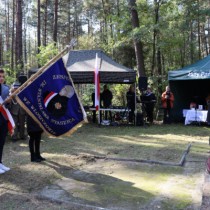 Powiększ zdjęcie Wprowadzenie pocztów sztandarowych