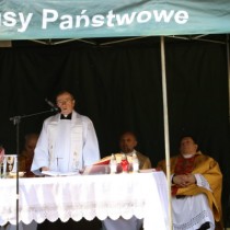 Powiększ zdjęcie Kazanie wygłasza Proboszcz Parafii w Oblasach ks. Stanisław Błaszczyk