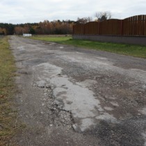 Powiększ zdjęcie Obecny stan planowanej do remontu drogi powiatowej nr 0229T w Woli Wiśniowej