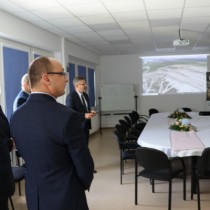 Powiększ zdjęcie Uroczystość%20w%20Lhoist%20Bukowa