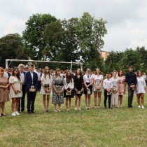 Powiększ zdjęcie Uczniowie, którzy otrzymali promocję do następnej klasy z wyróżnieniem