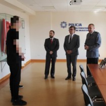 Powiększ zdjęcie 